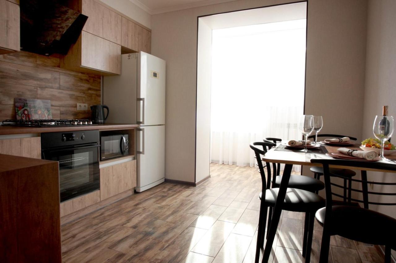 Apartament Vasilya Porika 48 Street Vinnytsya,Ukraine Вінниця Екстер'єр фото